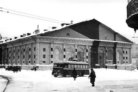 История строительства манежа в Москве