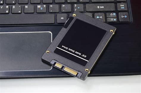 Как разделить SSD диск на разделы?