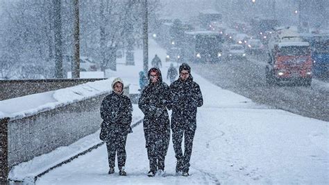 Климатические условия, влияющие на выпадение снега в Москве