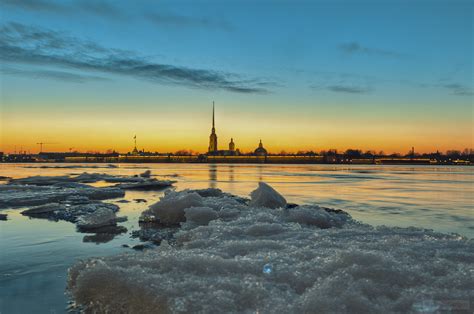 Красота весеннего Петербурга