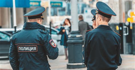 Права и обязанности сотрудников полиции в контексте применения физической силы