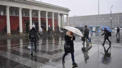 Предполагаемые сроки первого снега в Москве в этом году