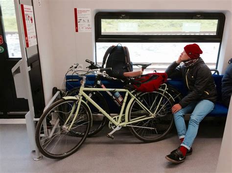 Преимущества и недостатки перевозки велосипеда в метро