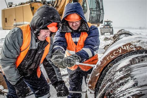 Преимущества работы на севере вахтой