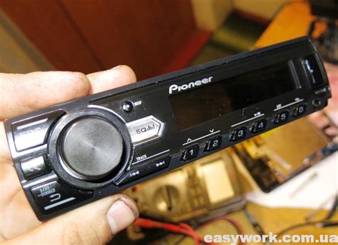 Регулировка громкости звука AUX на магнитоле Pioneer MVH-S120UB