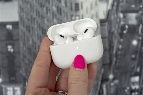 Удобство использования и комфорт при ношении AirPods Pro