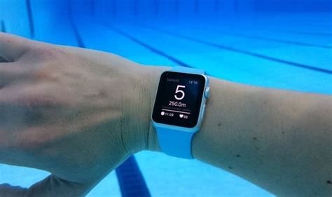 Уход после плавания с Apple Watch