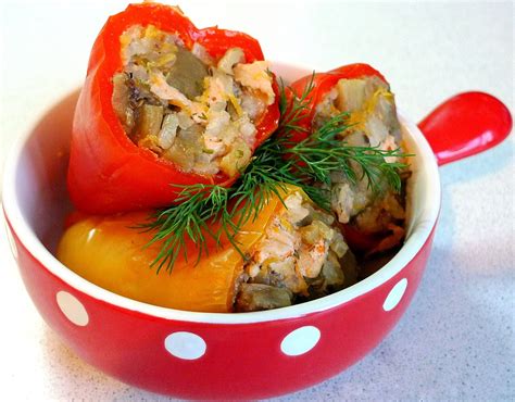 Фаршированный перец с курицей и карри