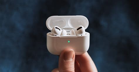 Что делать, если AirPods не отключаются в автомобиле